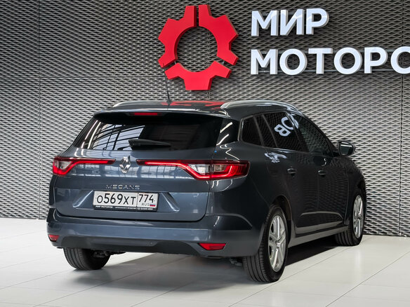 2017 Renault Megane IV, серый, 1230000 рублей - вид 3