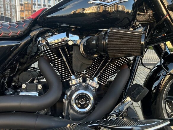 2017 Harley-Davidson Road King, чёрный, 1200000 рублей - вид 2