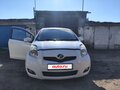 2010 Toyota Vitz II (XP90), белый, 600000 рублей