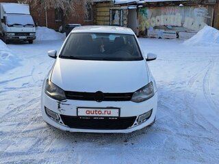 2011 Volkswagen Polo V, белый, 650000 рублей, вид 2