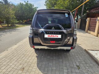 2014 Mitsubishi Pajero IV Рестайлинг 2, коричневый, 2600000 рублей, вид 5