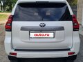 2020 Toyota Land Cruiser Prado 150 Series Рестайлинг 2, белый, 4980000 рублей - вид 3