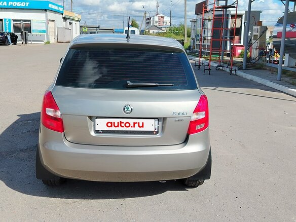 2012 Skoda Fabia II Рестайлинг, бежевый - вид 3