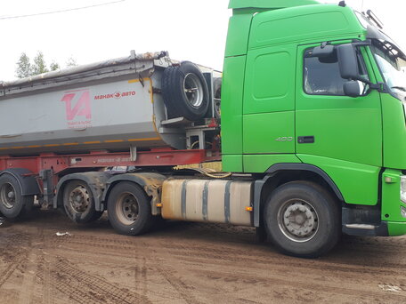 2011 Volvo FH, зелёный, 6500000 рублей, вид 2