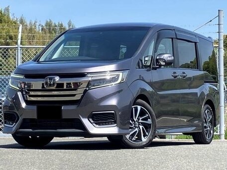 Honda Stepwgn V Рестайлинг