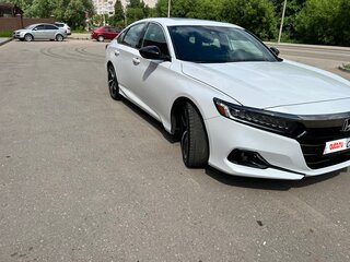 2021 Honda Accord X Рестайлинг, белый, 2960000 рублей, вид 3
