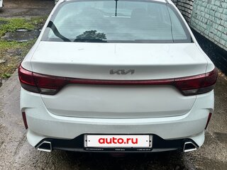 2021 Kia Rio IV Рестайлинг, белый, 930000 рублей, вид 4