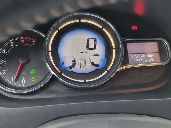 2013 Renault Fluence I, белый, 580000 рублей - вид 9