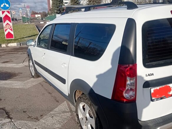 2018 Lada (ВАЗ) Largus Cross I, белый, 1100000 рублей - вид 2