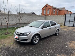 2010 Opel Astra H Рестайлинг, серебристый, 640000 рублей, вид 1