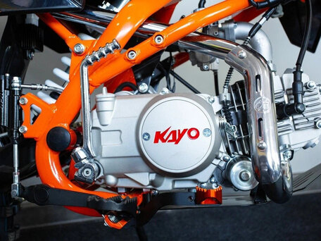 2024 Kayo Evolution K125EM, оранжевый, 102200 рублей, вид 4