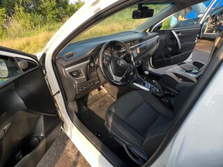 2014 Toyota Corolla XI (E160, E170, E180), белый, 1235000 рублей, вид 4