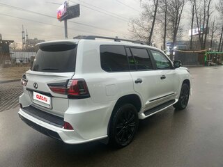 2010 Lexus LX 570 III, белый, 7500000 рублей, вид 5