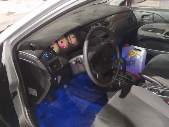 2004 Mitsubishi Lancer IX, серебристый, 240000 рублей - вид 8