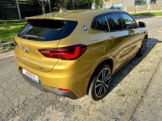 2022 BMW X2 sDrive18i I (F39), золотистый, 3150000 рублей, вид 3
