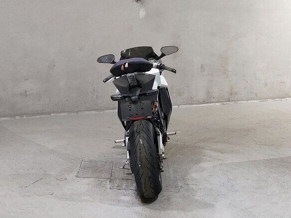 2008 KTM 1190 RC8, белый, 760000 рублей - вид 3