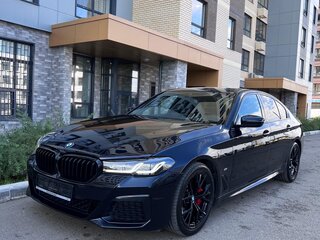 2020 BMW 5 серии 520d xDrive VII (G30/G31/G38) Рестайлинг, чёрный, 5800000 рублей, вид 2