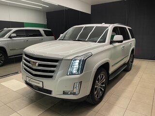 2020 Cadillac Escalade IV, белый, 6000000 рублей, вид 3