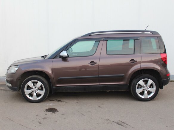 2017 Skoda Yeti I Рестайлинг, коричневый - вид 7