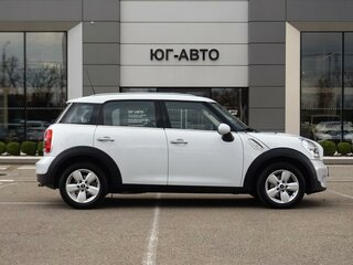 2016 Mini Countryman Cooper I, белый, 1700000 рублей, вид 3