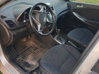 2016 Hyundai Solaris I Рестайлинг, серебристый, 1250000 рублей, вид 5