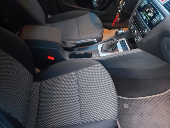 2016 Skoda Octavia III (A7), чёрный, 885000 рублей - вид 12