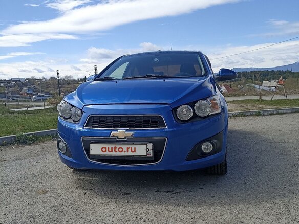 2013 Chevrolet Aveo II, синий, 725000 рублей - вид 2
