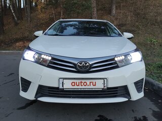 2014 Toyota Corolla XI (E160, E170, E180), белый, 1950000 рублей, вид 2