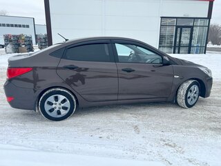 2014 Hyundai Solaris I, коричневый, 870000 рублей, вид 4