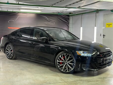 2021 Audi S8 Long IV (D5), чёрный, 11590000 рублей, вид 1