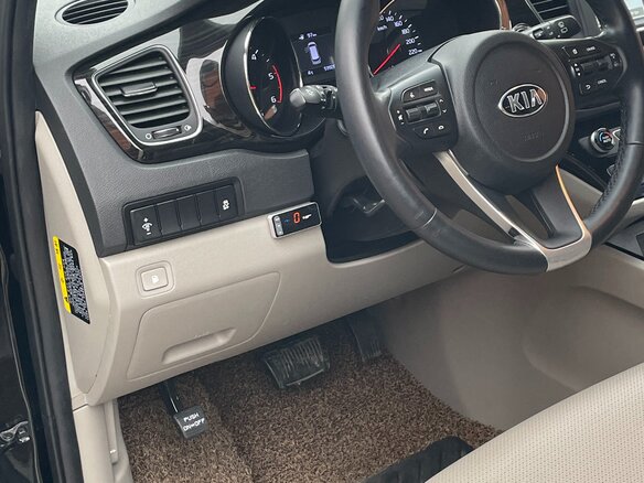 2019 Kia Carnival III, чёрный - вид 8