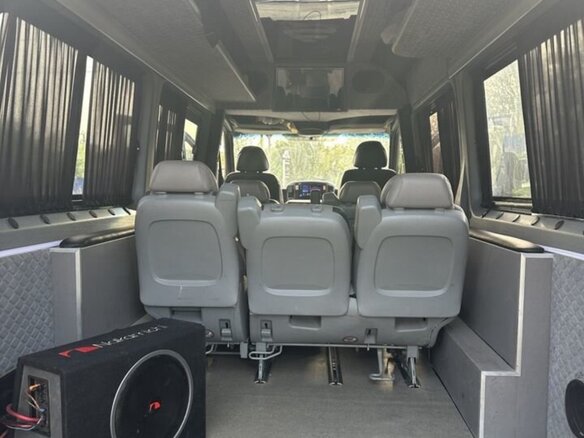 2008 Mercedes-Benz Sprinter, серебристый, 2300000 рублей - вид 5