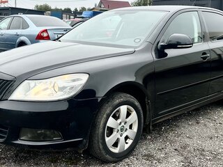 2010 Skoda Octavia II (A5) Рестайлинг, чёрный, 429000 рублей, вид 4