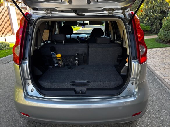2009 Nissan Note I Рестайлинг, серебристый, 700000 рублей - вид 10