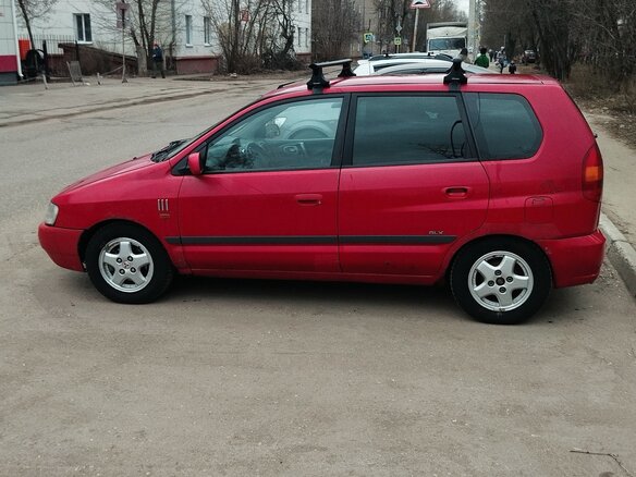 1999 Mitsubishi Space Star I, красный, 350000 рублей - вид 3