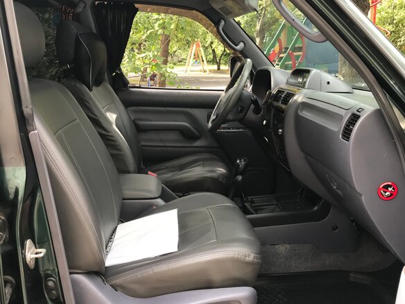 1998 Toyota Land Cruiser Prado 90 Series, зелёный - вид 2