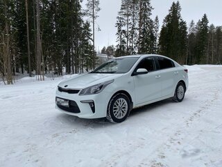 2018 Kia Rio IV, белый, 1270000 рублей, вид 1