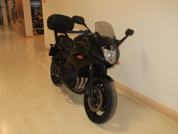 2011 Yamaha XJ6 (FZ6R), чёрный - вид 5