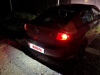2004 Mazda 3 I (BK), красный, 500000 рублей, вид 4