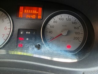 2010 Renault Sandero I, чёрный, 450000 рублей, вид 5