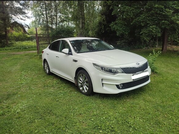 2018 Kia Optima IV, белый, 2500000 рублей - вид 2
