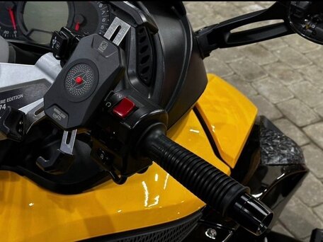 2008 BRP Can-Am Spyder, жёлтый, 785000 рублей, вид 5