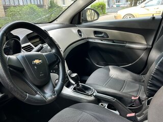 2012 Chevrolet Cruze I, чёрный, 360000 рублей, вид 5