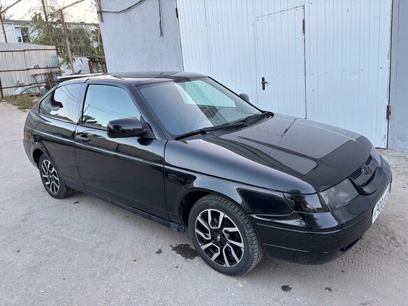 2007 Lada (ВАЗ) 2112, чёрный, 450000 рублей - вид 2