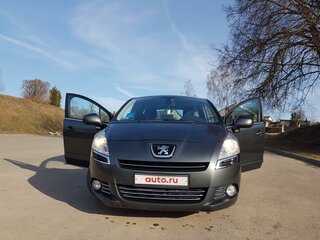 2011 Peugeot 5008 I, серый, 840000 рублей, вид 2