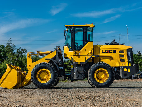 2025 LGCE L935H, жёлтый, 4990000 рублей, вид 1