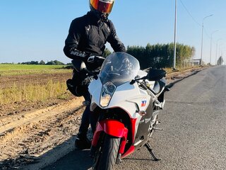 2014 Hyosung Comet GT250, белый, 250000 рублей, вид 2