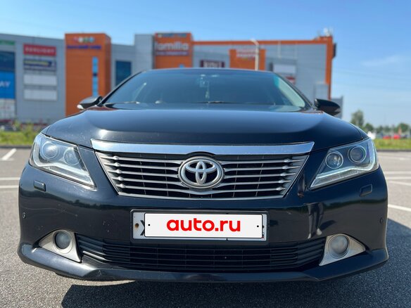 2012 Toyota Camry VII (XV50), чёрный, 1590000 рублей - вид 2