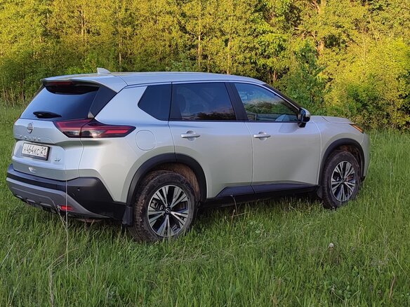 2022 Nissan Rogue III, серебристый, 2649000 рублей - вид 34