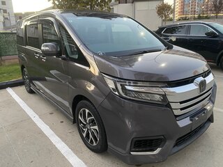 2019 Honda Stepwgn Spada V Рестайлинг, серый, 2333000 рублей, вид 4
